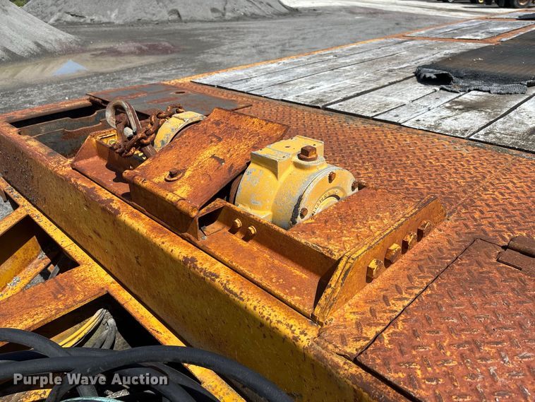 image for item DZ4659 1992 Trail-Eze PLP20T31 tilt deck equipment trailer