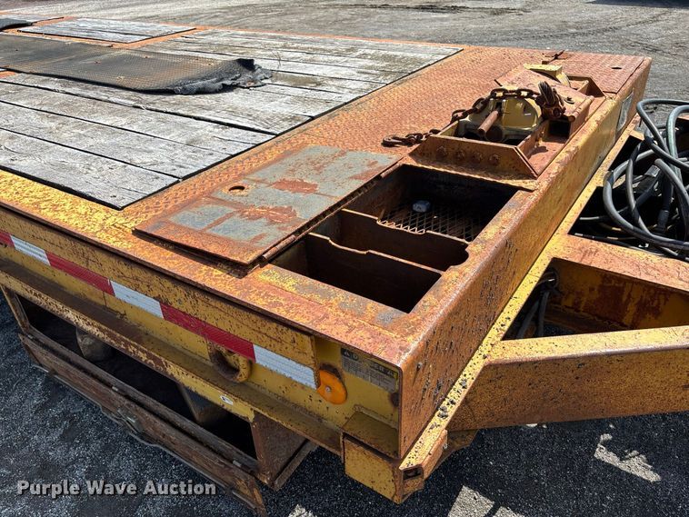 image for item DZ4659 1992 Trail-Eze PLP20T31 tilt deck equipment trailer