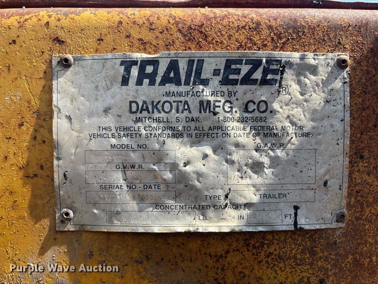 image for item DZ4659 1992 Trail-Eze PLP20T31 tilt deck equipment trailer
