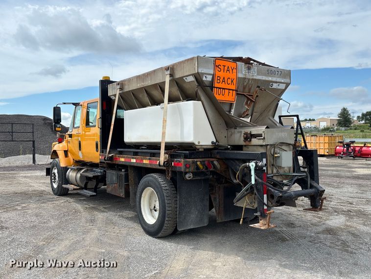 image for item DZ4660 2006 International 7400 Crew Cab dump flatbed truck