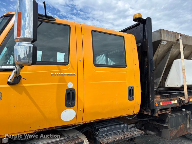 image for item DZ4660 2006 International 7400 Crew Cab dump flatbed truck