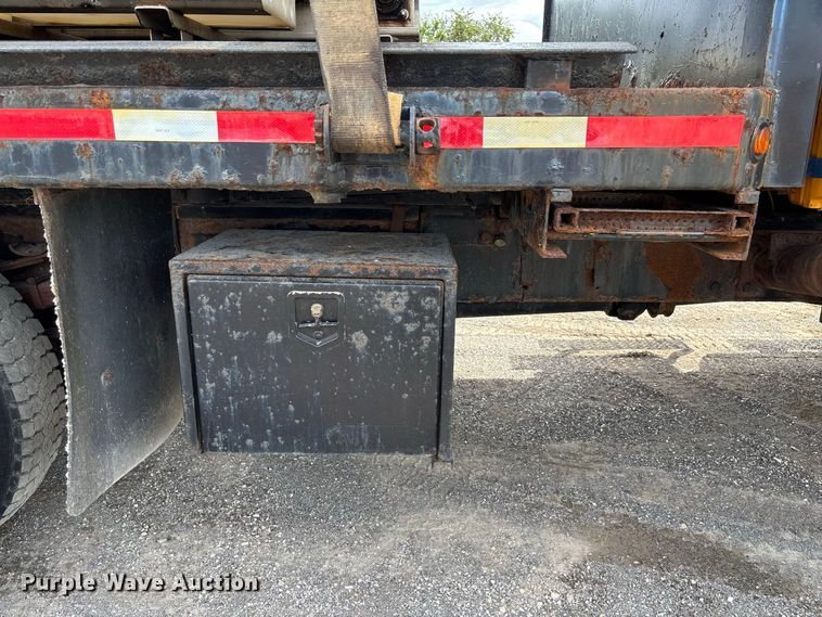 image for item DZ4660 2006 International 7400 Crew Cab dump flatbed truck