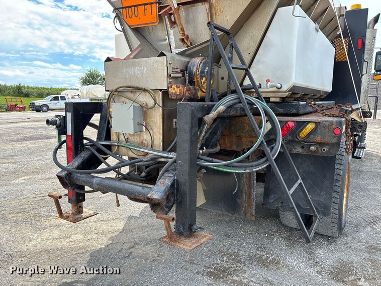 image for item DZ4660 2006 International 7400 Crew Cab dump flatbed truck
