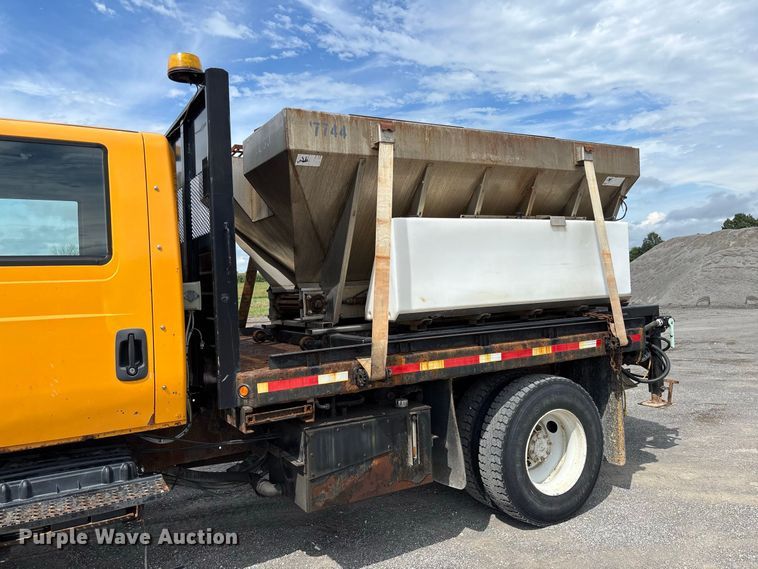 image for item DZ4660 2006 International 7400 Crew Cab dump flatbed truck