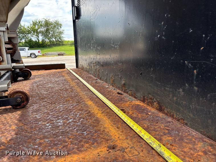image for item DZ4660 2006 International 7400 Crew Cab dump flatbed truck