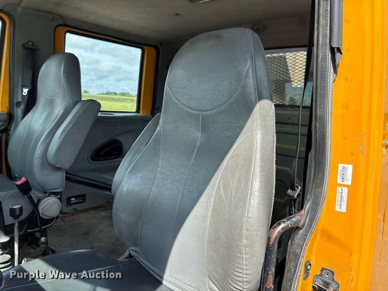 image for item DZ4660 2006 International 7400 Crew Cab dump flatbed truck