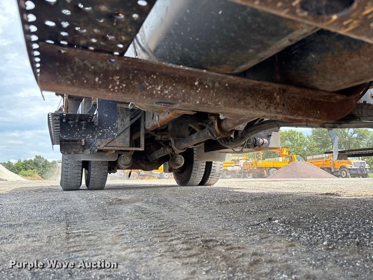 image for item DZ4660 2006 International 7400 Crew Cab dump flatbed truck