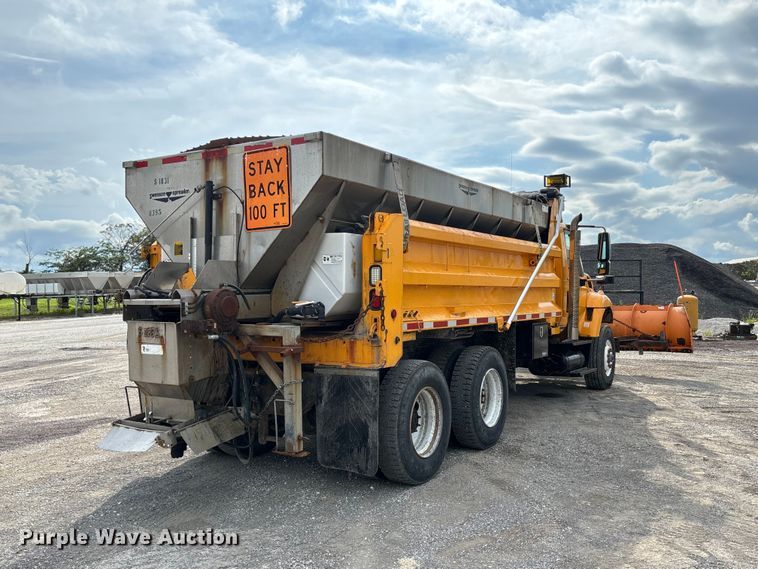 image for item DZ4661 2010 International WorkStar 7500 dump truck