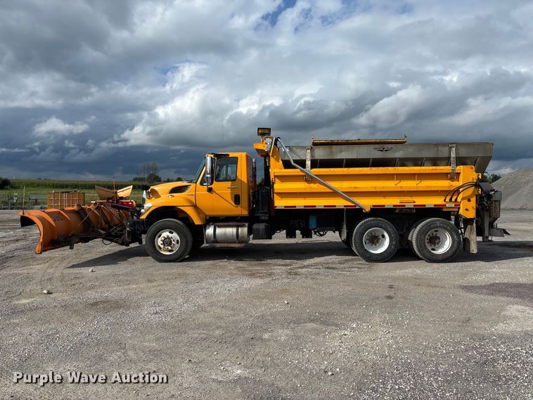 image for item DZ4661 2010 International WorkStar 7500 dump truck