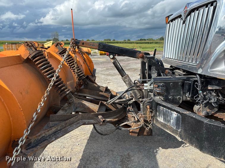 image for item DZ4661 2010 International WorkStar 7500 dump truck