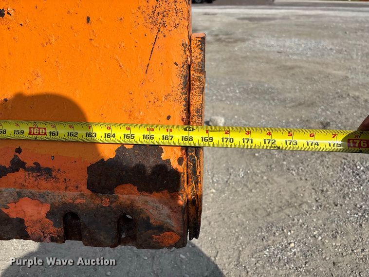 image for item DZ4661 2010 International WorkStar 7500 dump truck