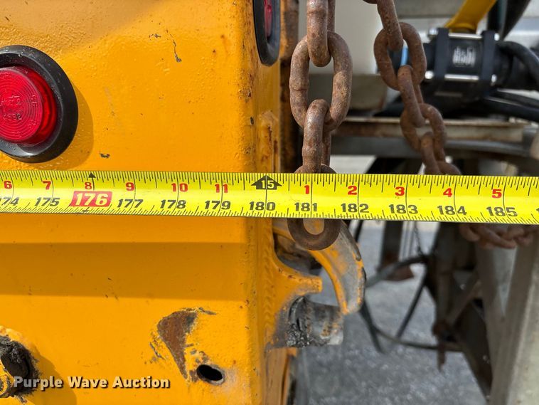 image for item DZ4661 2010 International WorkStar 7500 dump truck