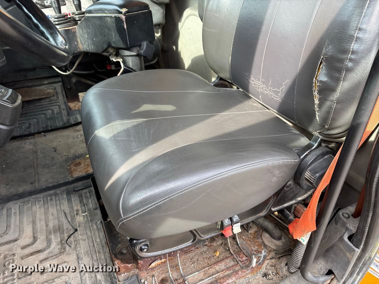 image for item DZ4661 2010 International WorkStar 7500 dump truck