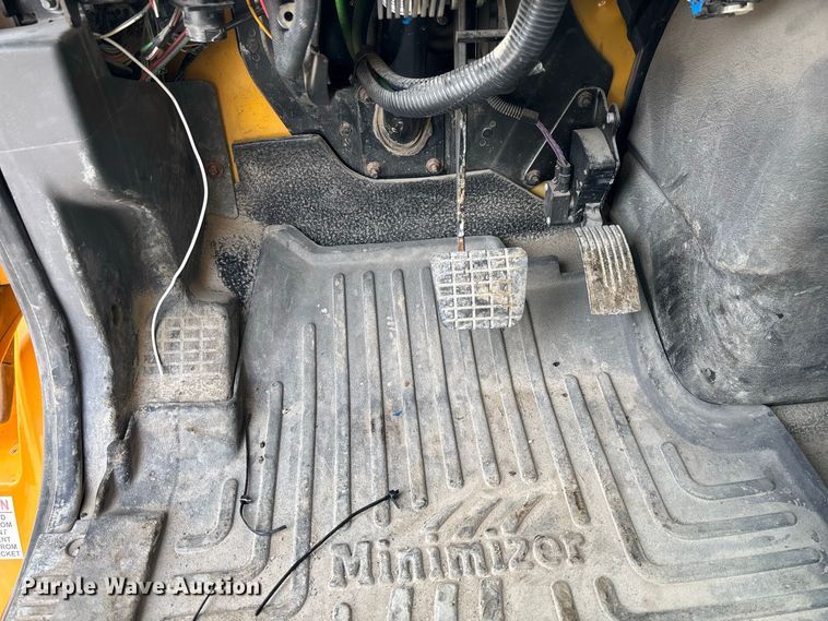 image for item DZ4661 2010 International WorkStar 7500 dump truck