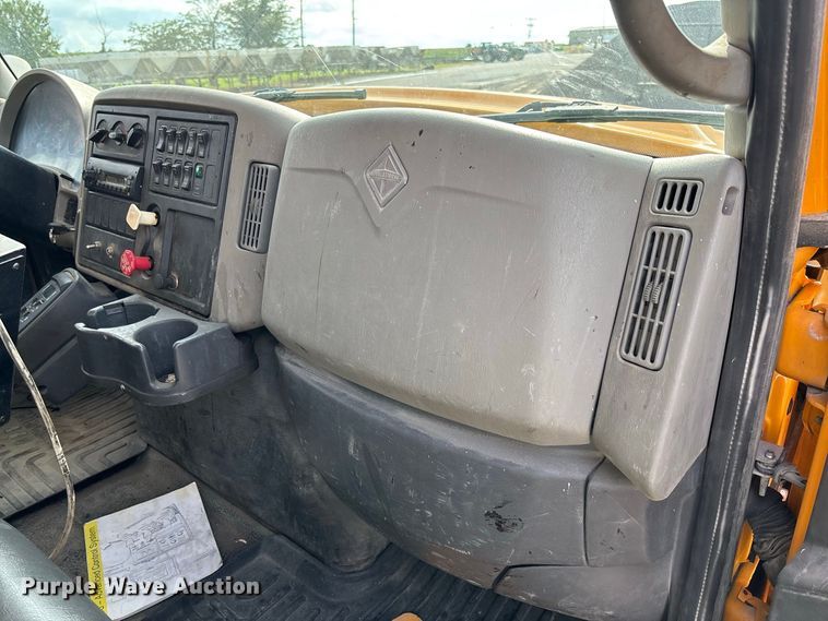 image for item DZ4661 2010 International WorkStar 7500 dump truck