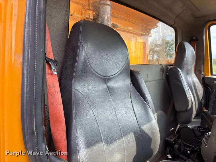 image for item DZ4661 2010 International WorkStar 7500 dump truck