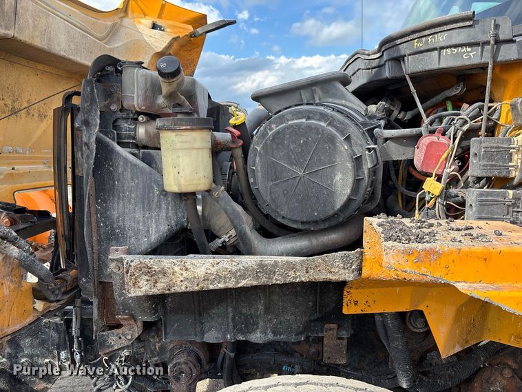 image for item DZ4661 2010 International WorkStar 7500 dump truck