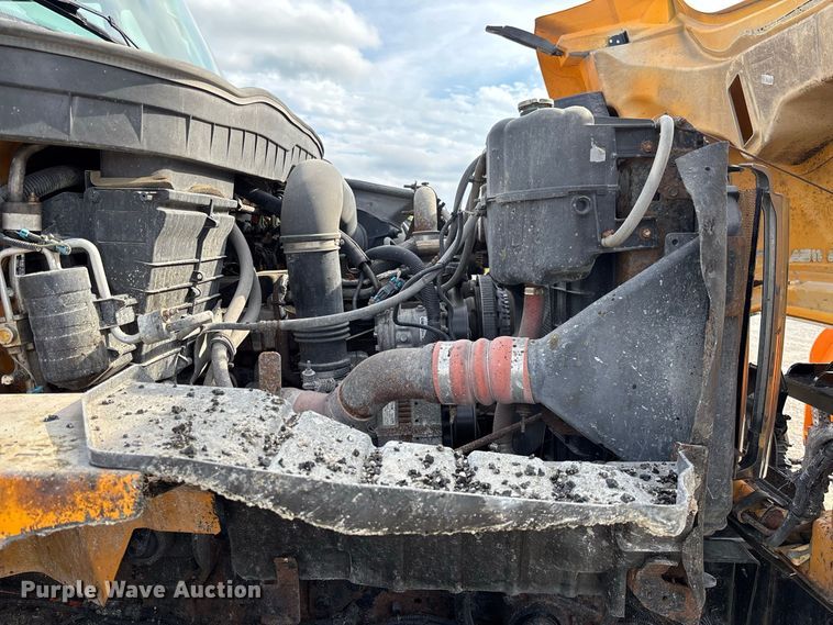 image for item DZ4661 2010 International WorkStar 7500 dump truck