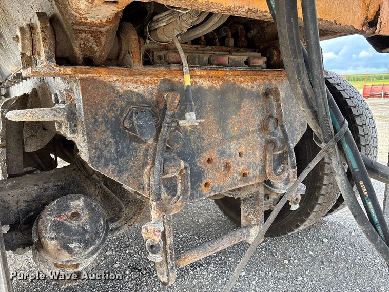 image for item DZ4661 2010 International WorkStar 7500 dump truck