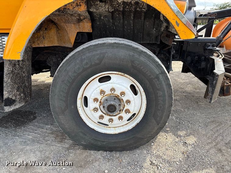 image for item DZ4661 2010 International WorkStar 7500 dump truck