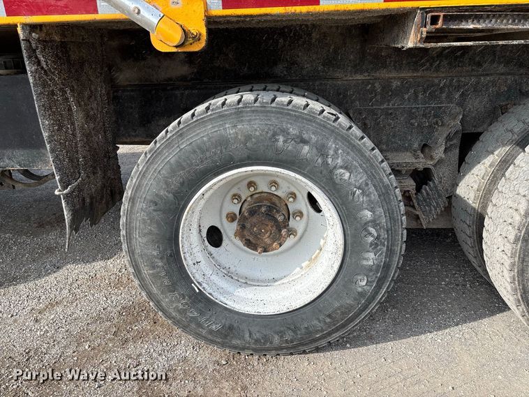 image for item DZ4661 2010 International WorkStar 7500 dump truck