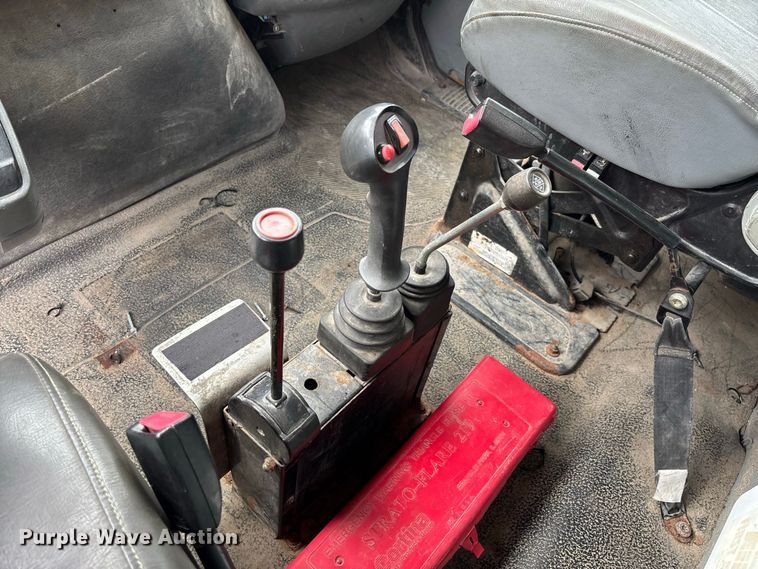image for item DZ4662 2006 International 7400 dump truck