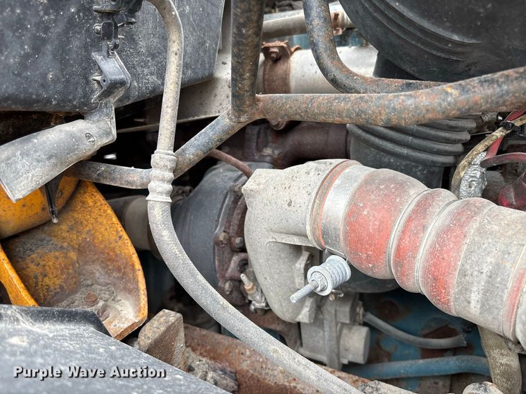 image for item DZ4662 2006 International 7400 dump truck