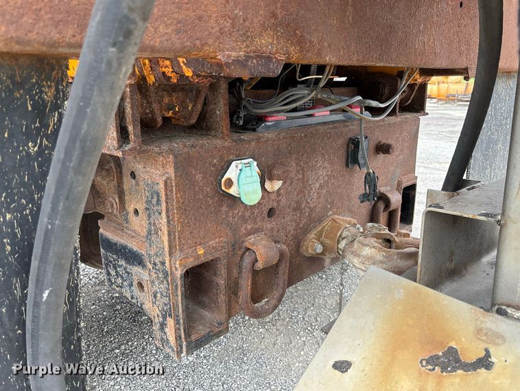 image for item DZ4662 2006 International 7400 dump truck