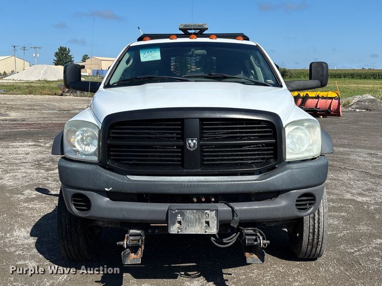 image for item DZ4663 2009 Dodge Ram 5500 dump truck