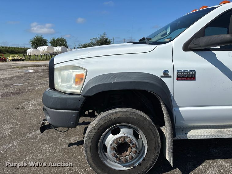 image for item DZ4663 2009 Dodge Ram 5500 dump truck