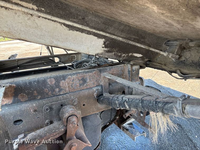 image for item DZ4663 2009 Dodge Ram 5500 dump truck