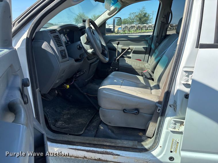 image for item DZ4663 2009 Dodge Ram 5500 dump truck