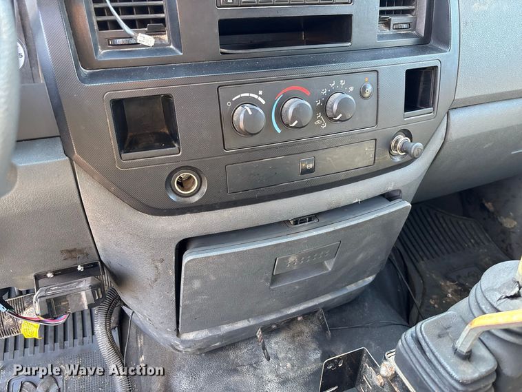 image for item DZ4663 2009 Dodge Ram 5500 dump truck