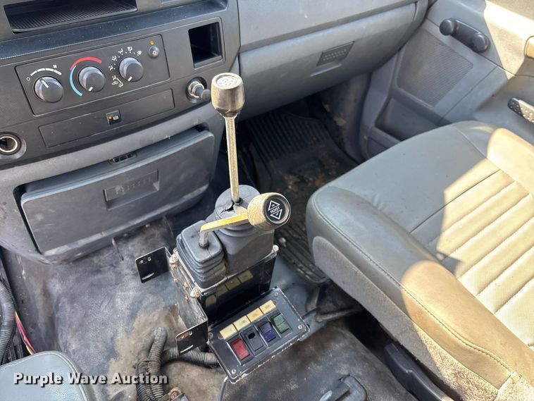 image for item DZ4663 2009 Dodge Ram 5500 dump truck