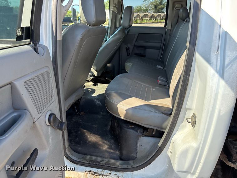image for item DZ4663 2009 Dodge Ram 5500 dump truck