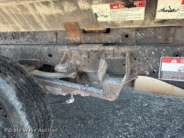 image for item DZ4663 2009 Dodge Ram 5500 dump truck