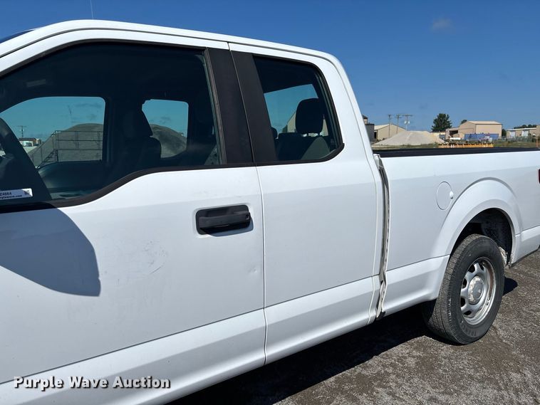 image for item DZ4664 2018 Ford F150 XL Ext. Cab pickup truck
