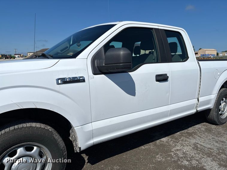 image for item DZ4664 2018 Ford F150 XL Ext. Cab pickup truck