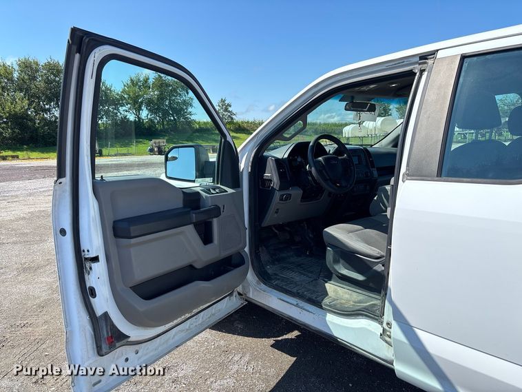 image for item DZ4664 2018 Ford F150 XL Ext. Cab pickup truck