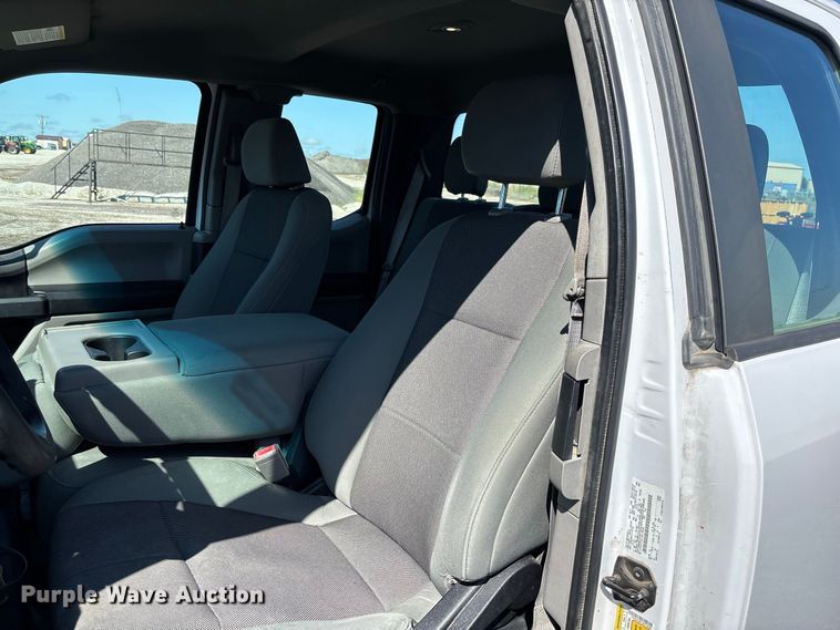 image for item DZ4664 2018 Ford F150 XL Ext. Cab pickup truck