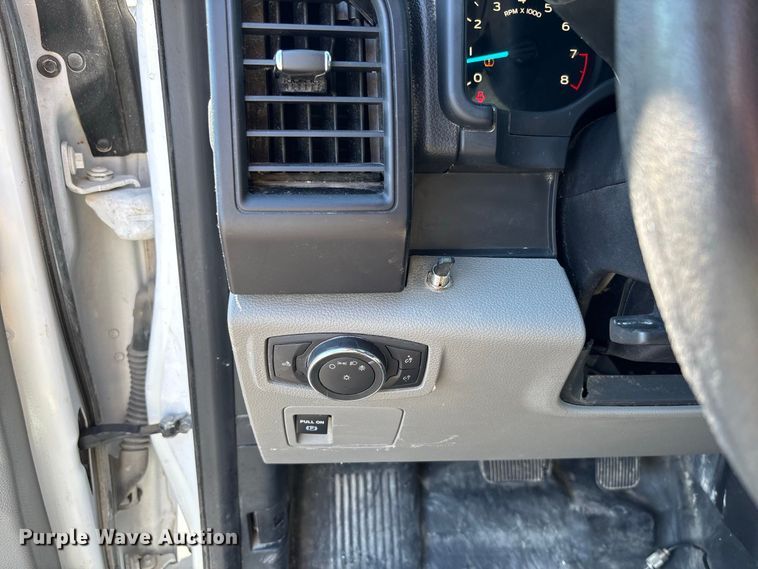image for item DZ4664 2018 Ford F150 XL Ext. Cab pickup truck