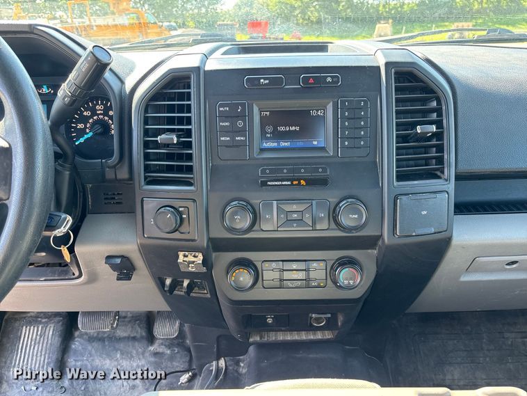 image for item DZ4664 2018 Ford F150 XL Ext. Cab pickup truck