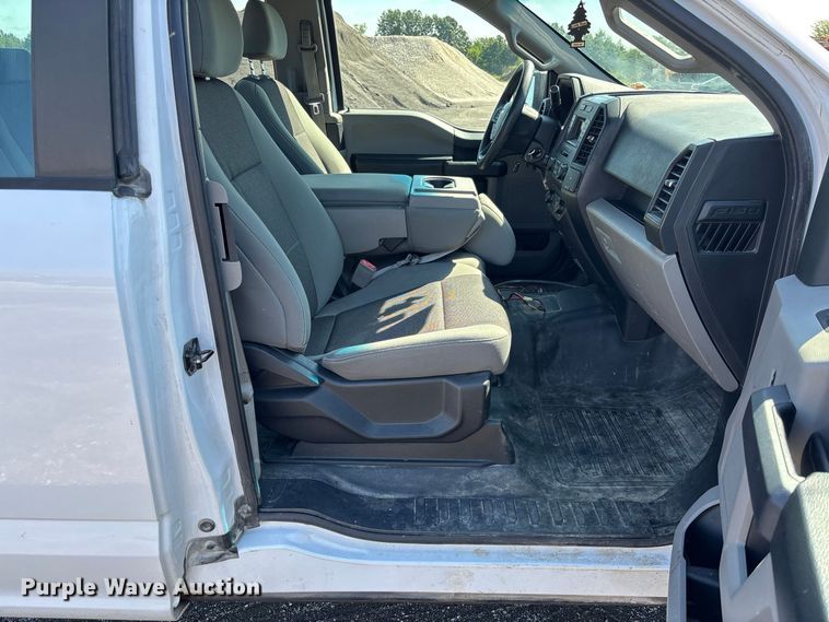 image for item DZ4664 2018 Ford F150 XL Ext. Cab pickup truck
