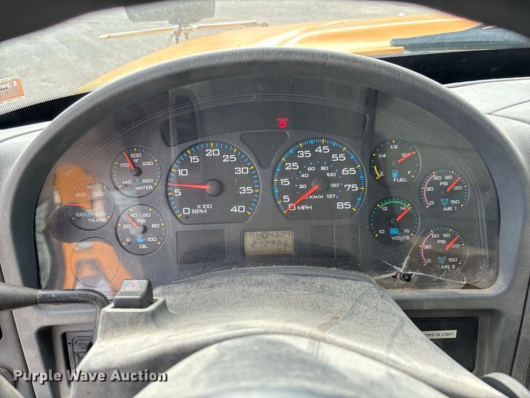 image for item DZ4666 2007 International 7400 dump truck