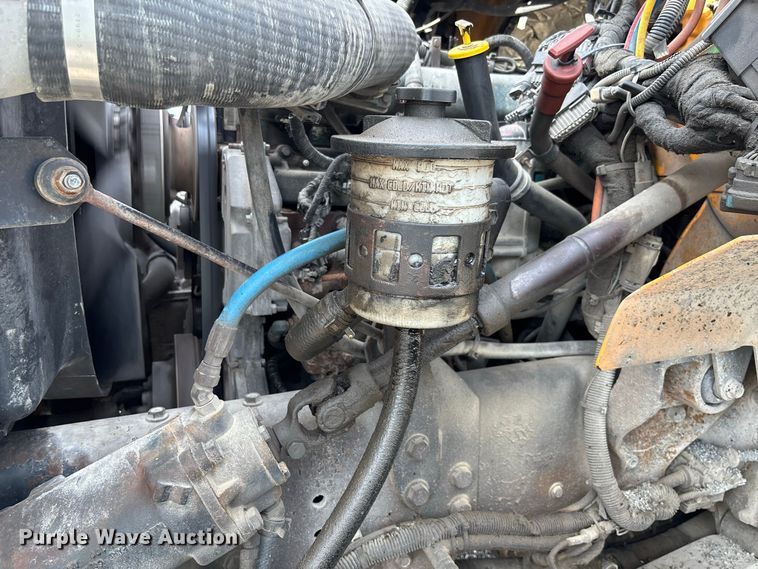 image for item DZ4666 2007 International 7400 dump truck