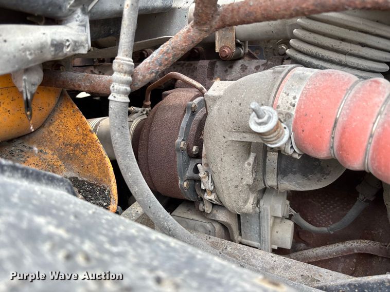 image for item DZ4666 2007 International 7400 dump truck