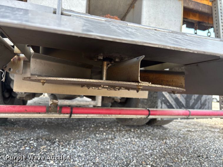 image for item DZ4666 2007 International 7400 dump truck