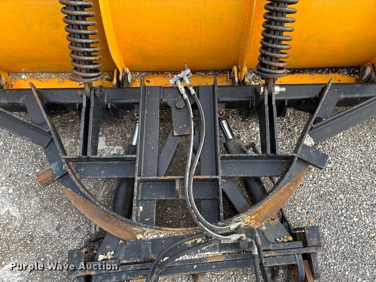 image for item DZ4666 2007 International 7400 dump truck