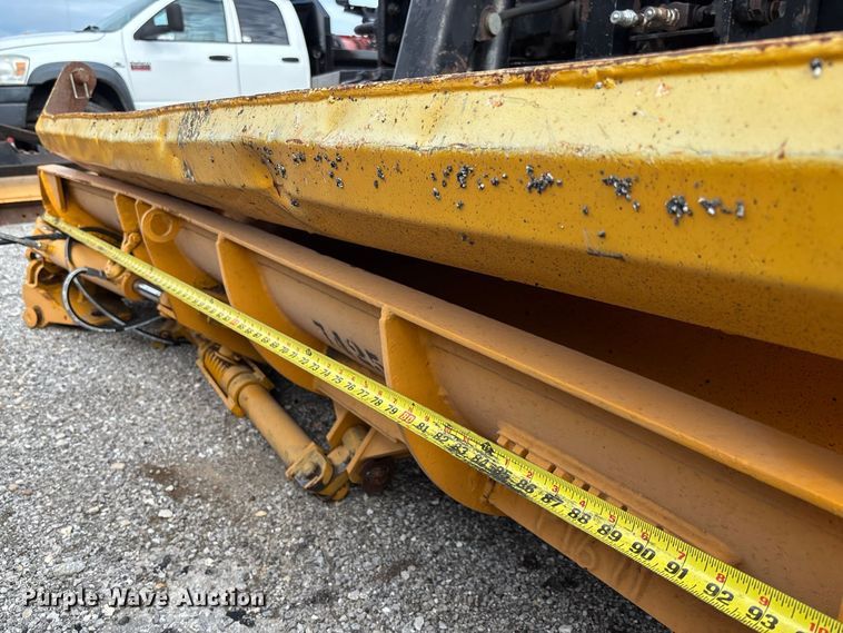 image for item DZ4666 2007 International 7400 dump truck