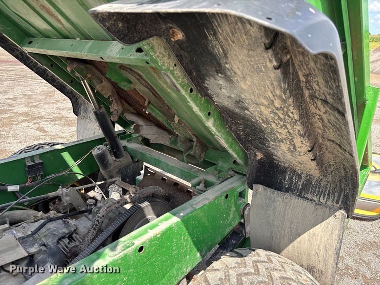 image for item DZ4667 2008 John Deere Gator utility vehicle